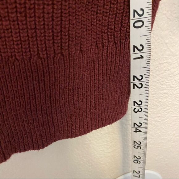 J CREW Burgundy red Fringe Sleeve Knit Sweater 100% cotton crew neck M - Picture 9 of 9